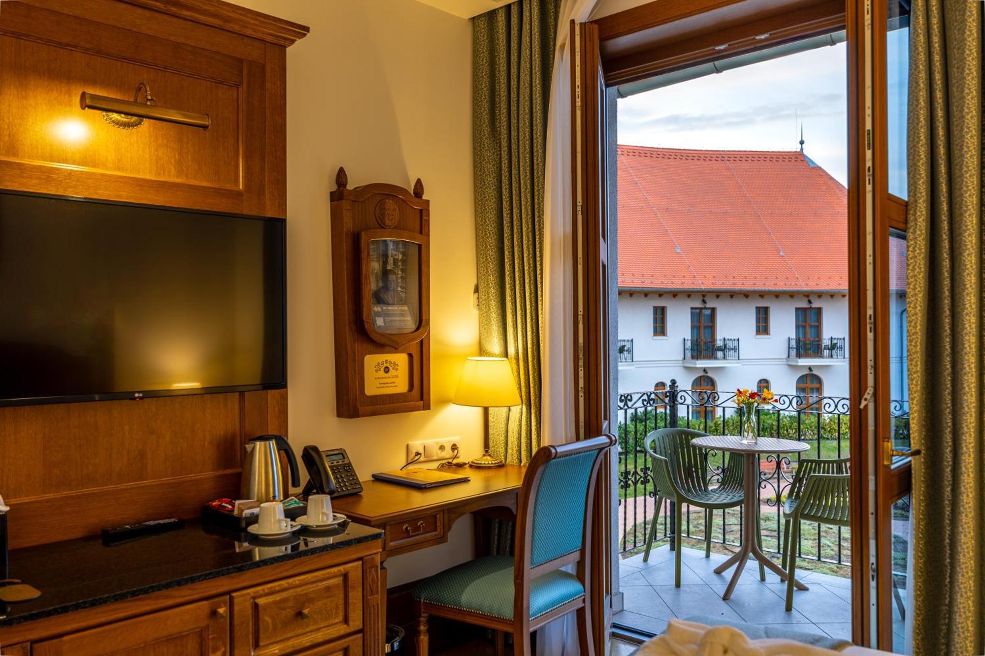 Hungarikum Hotel Lakitelek Екстериор снимка